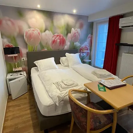 De Backer Hotel 3*