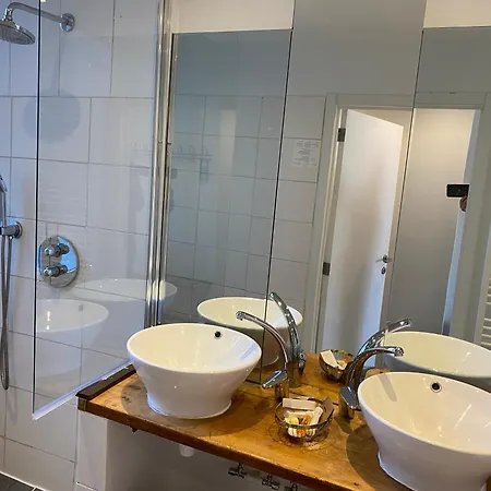 Hotel De Backer 3*